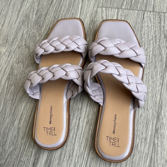 Time and Tru Lavender Braided Slide Sandals Size 7W - Picture 3 of 4